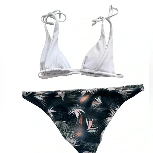 Light Pink Top And Floral Dark Blue Bikini Set, Top: Small Bottom: Large - Picture 2 of 16